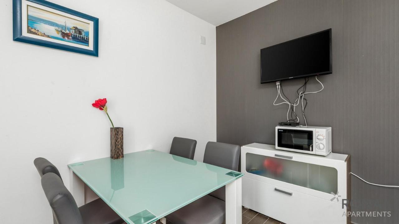 Rona Apartments Zlatko Simuni Exterior photo